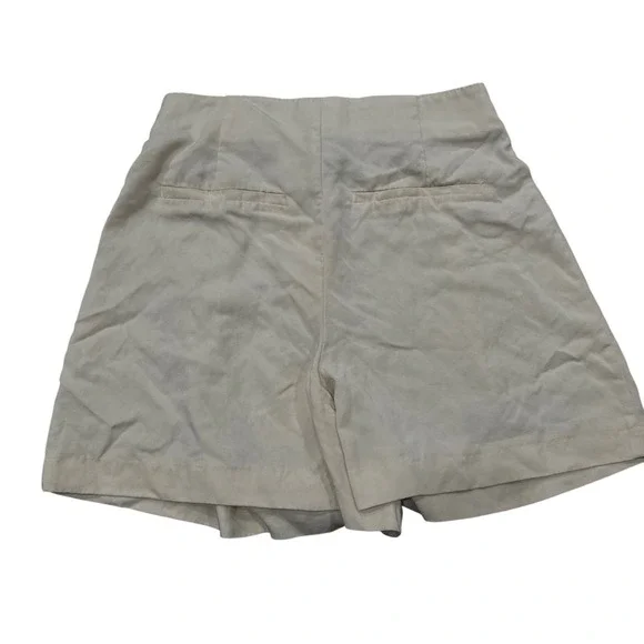 ZARA High Waisted Pleated Preppy Classic Shorts Cream Beige Women's Size XS - Picture 3 of 3